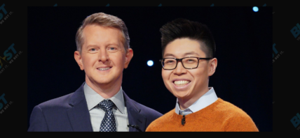 Ken Jennings poses with Andrew He