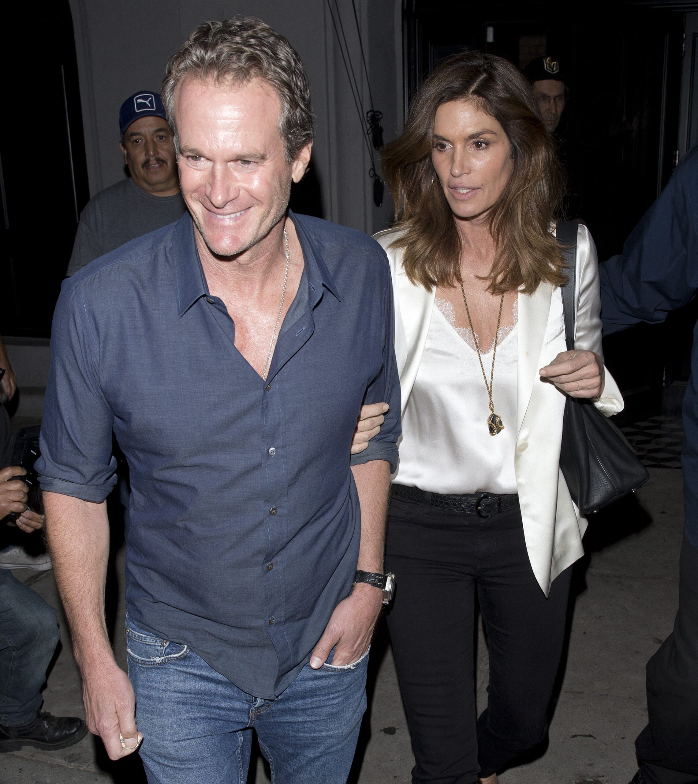 Cindy Crawford Marks 25 Years Of Marriage To Rande Gerber With Gorgeous Throwback Photos Of Their Wedding Day