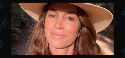 Cindy Crawford trolled for narcissistic tribute to Tina Turner