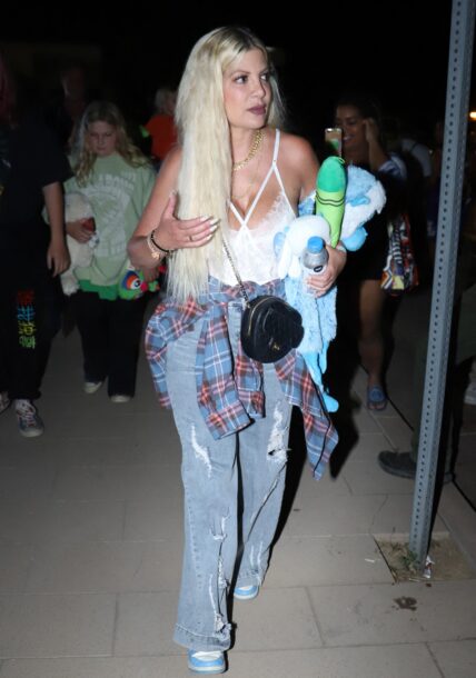 Tori Spelling and Dean McDermott seen taking kids and mother Candy Spelling with BFF Josh Flagg to the annual Malibu Chili cook off festival