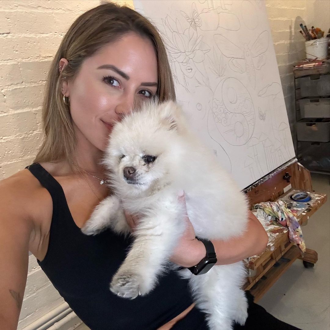 Brittney Palmer's Dog Passes Away, Shares Sweet Tribute