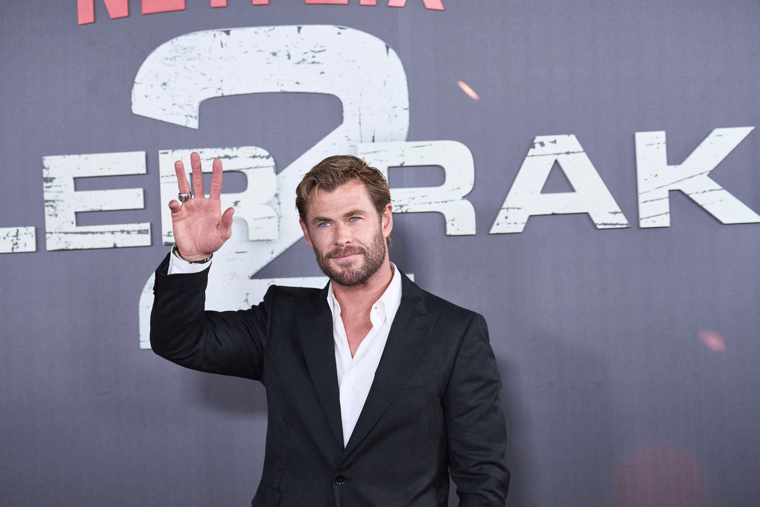 Chris Hemsworth attends 'Tyler Rake 2' Premiere at Callao Cinelights on June 7, 2023 in Madrid, Spain. 07 Jun 2023 
