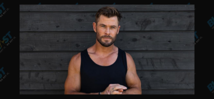 Chris Hemsworth wishes "favorite" Chris Evans a happy birthday