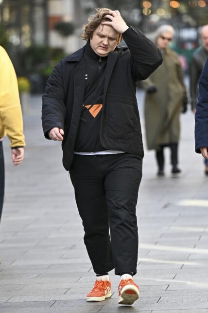 Lewis Capaldi - London Celebrity Sightings - 24 March 2023
