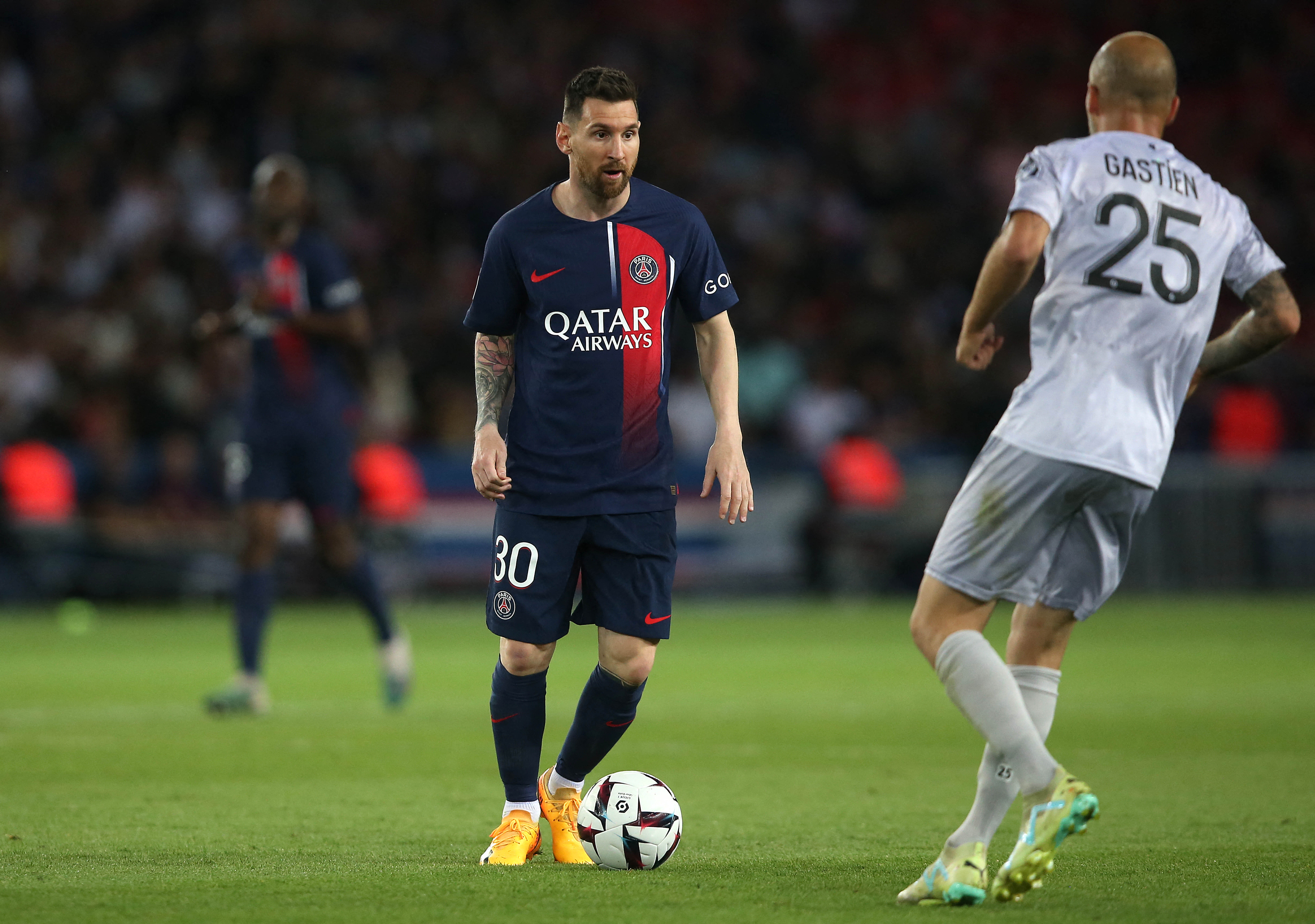 Paris Saint-Germain v Clermont