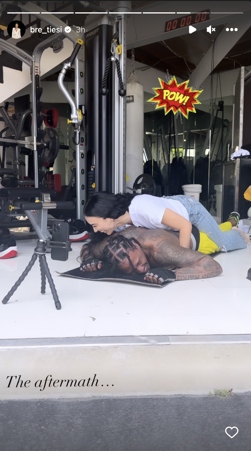 Nick Cannon does the Push-up challenge with Bre Tiesi