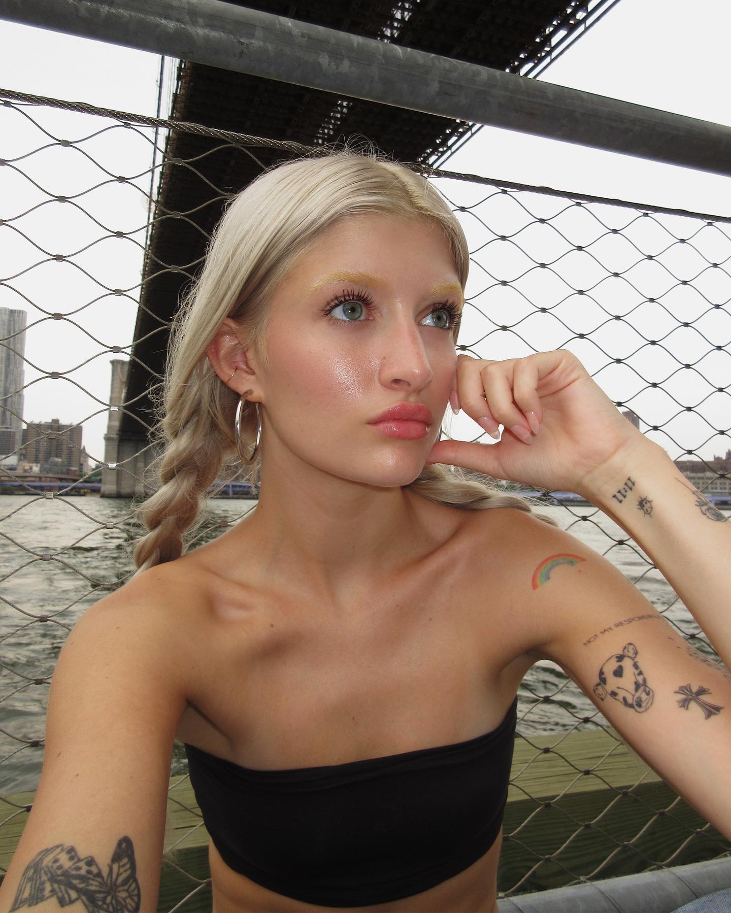 Sami Sheen In Bandeau Top Teases Toned Abs and Bleached Eyebrows