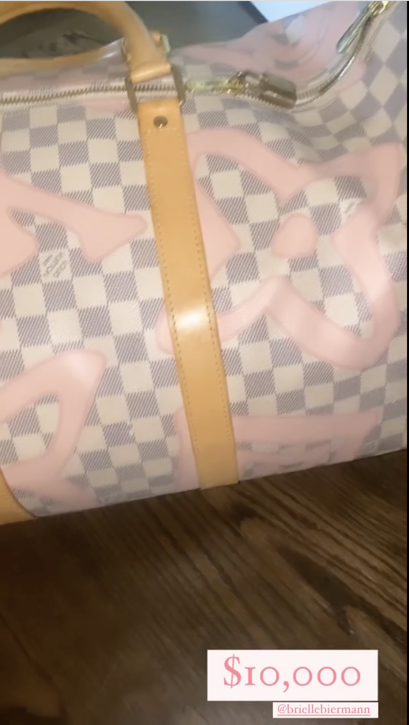 Brielle Biermann Reluctantly Sells LV Bag Amid Kim & Kroy's Financial Woes