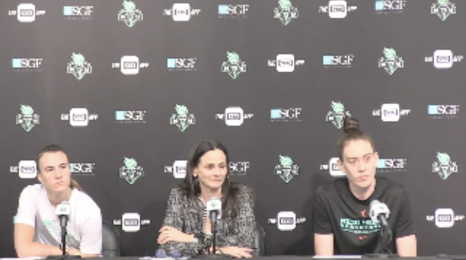 Sabrina Ionescu, Sandy Brondello, Breanna Stewart