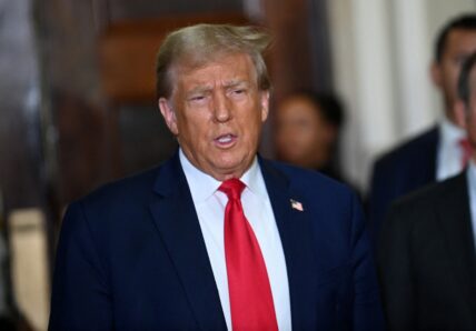 Donald Trump 'Needs A Psychiatric Evaluation': #TrumpIsNotWell Trends