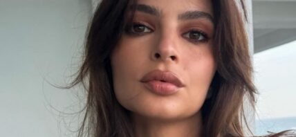 Emily Ratajkowski close up