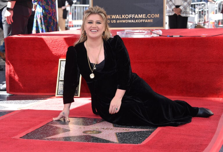 Kelly Clarkson Reveals Specific Health Diagnosis That Sparked Weight Loss