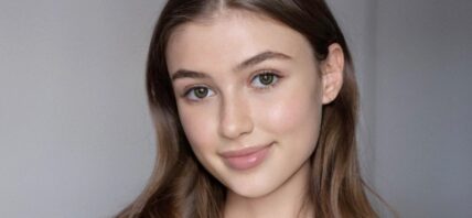 Olivia Casta close up