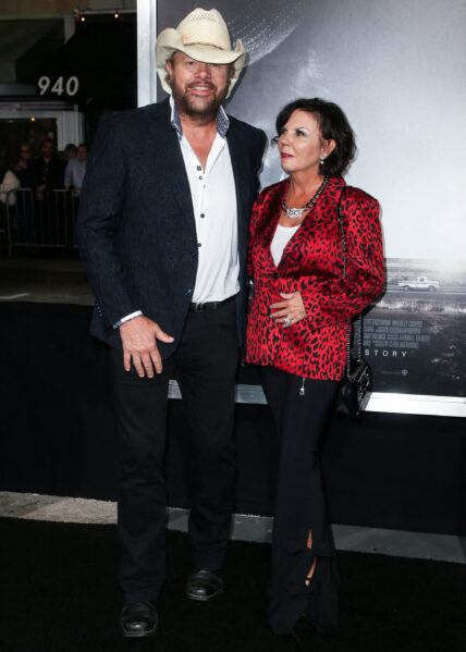 Toby Keith and Tricia Lucus attend Los Angeles Premiere of Warner Bros. Pictures' 'The Mule'