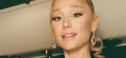 Ariana Grande close up