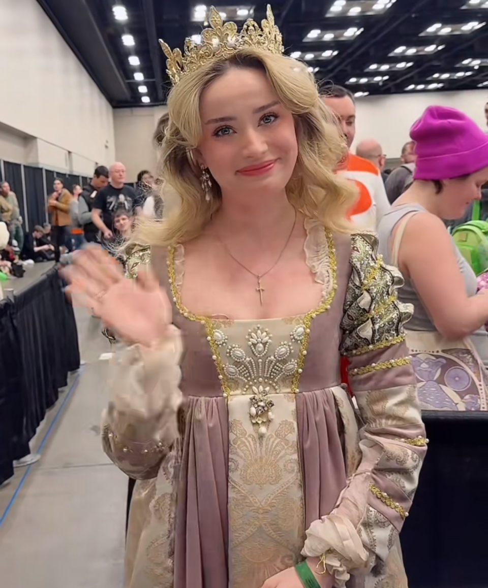 Queen Astraea 