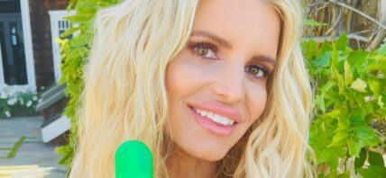 Jessica Simpson close up
