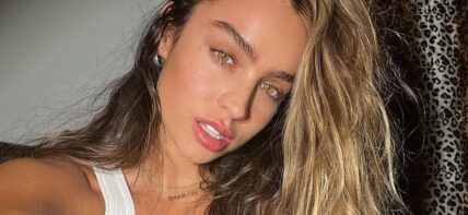 Sommer Ray takes a selfie.