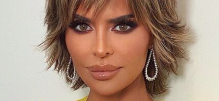 Lisa Rinna close up