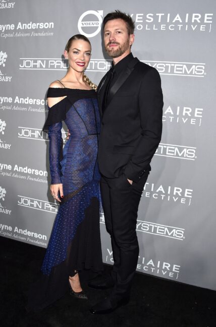 Jaime King and Kyle Newman attend the 5th Annual Baby2Baby Gala