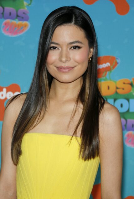 Miranda Cosgrove at Nickelodeon Kids' Choice Awards 2023