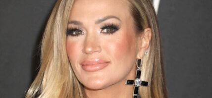 Carrie Underwood close up