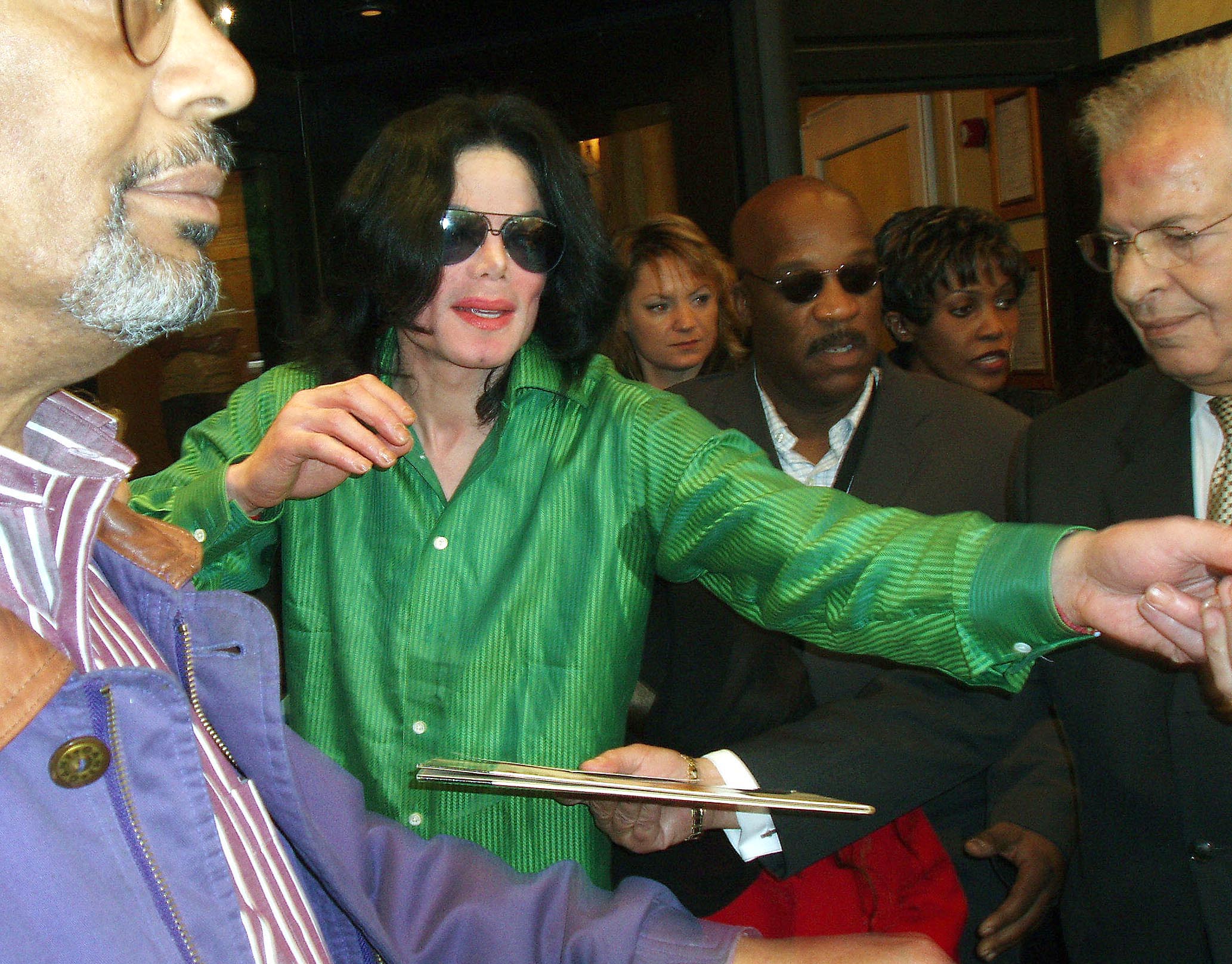 MICHAEL JACKSON OUTSIDE OF DORCHESTER