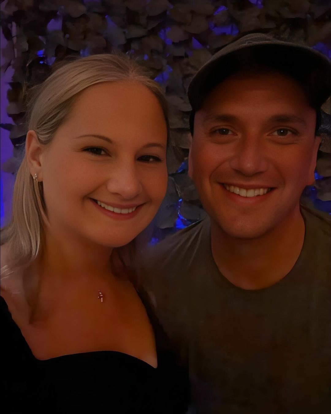 Gypsy Rose Blanchard takes a selfie with Ken Urker