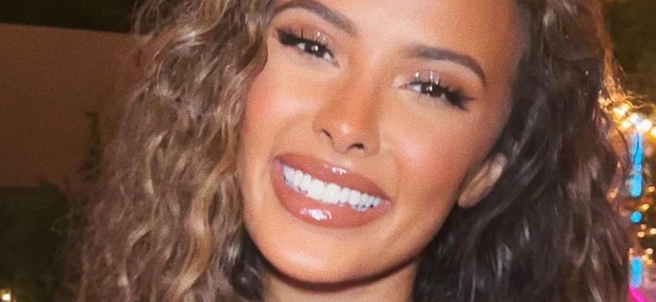 Maya Jama está prestes a estourar com seu biquíni minúsculo é ‘irreal’