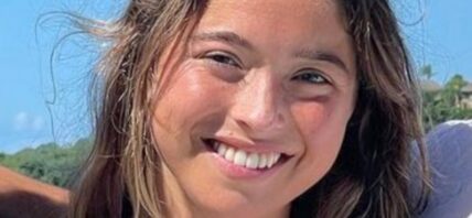Lola Consuelos smiling