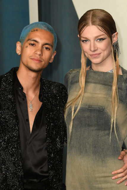 Hunter Schafer and Dominic Fike at 2022 Vanity Fair Oscar Party hosted by Radhika Jones