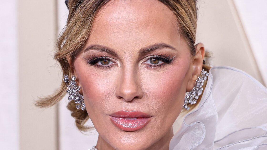 Kate Beckinsale at 81st Annual Golden Globe Awards