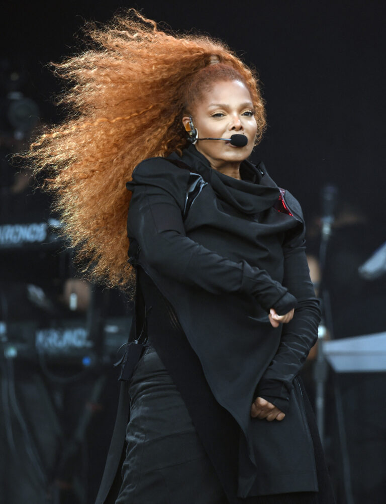 Janet Jackson no Festival de Música de Glastonbury 2019