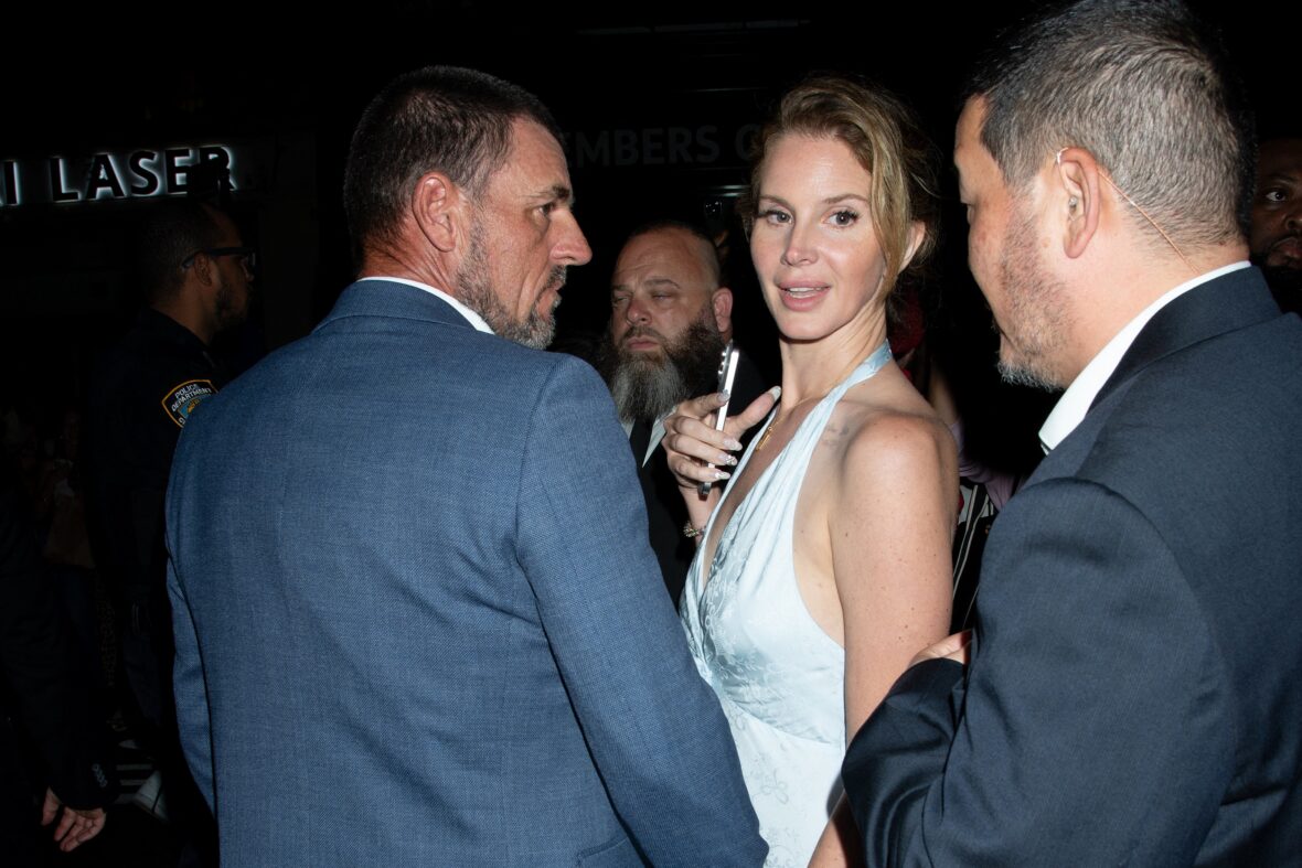 Lana Del Rey looks at camera