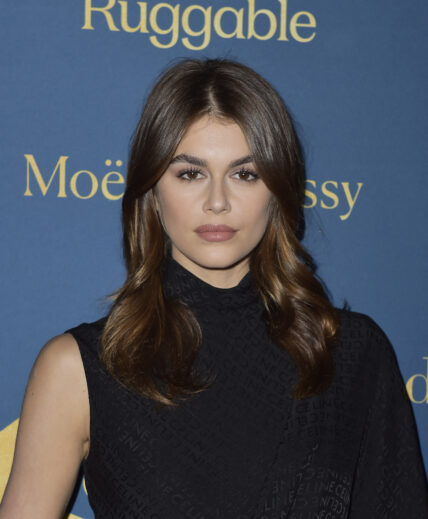 A Sense of Home 2022 Gala. 18 Nov 2022 Pictured: Kaia Gerber. Photo credit: GilbertFlores@Broadimage / MEGA TheMegaAgency.com +1 888 505 6342 (Mega Agency TagID: MEGA918927_001.jpg) [Photo via Mega Agency]