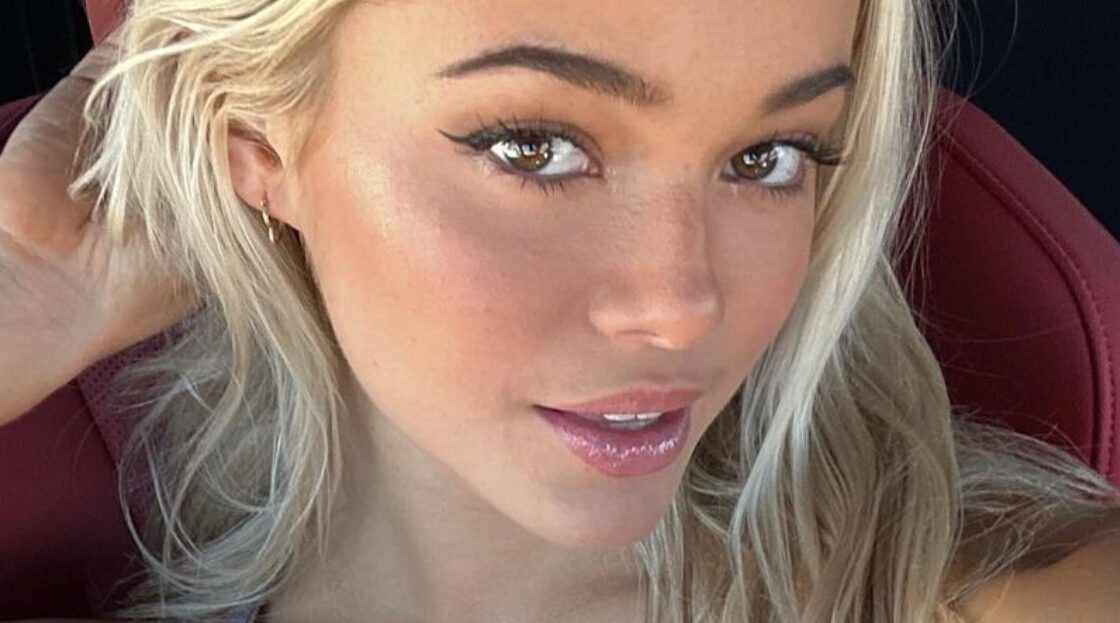 Olivia Dunne takes a selfie in the car.