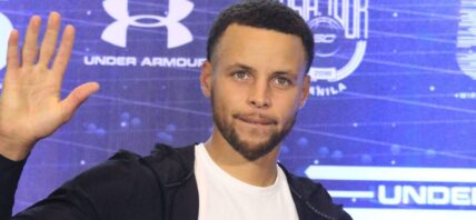 Steph Curry waving