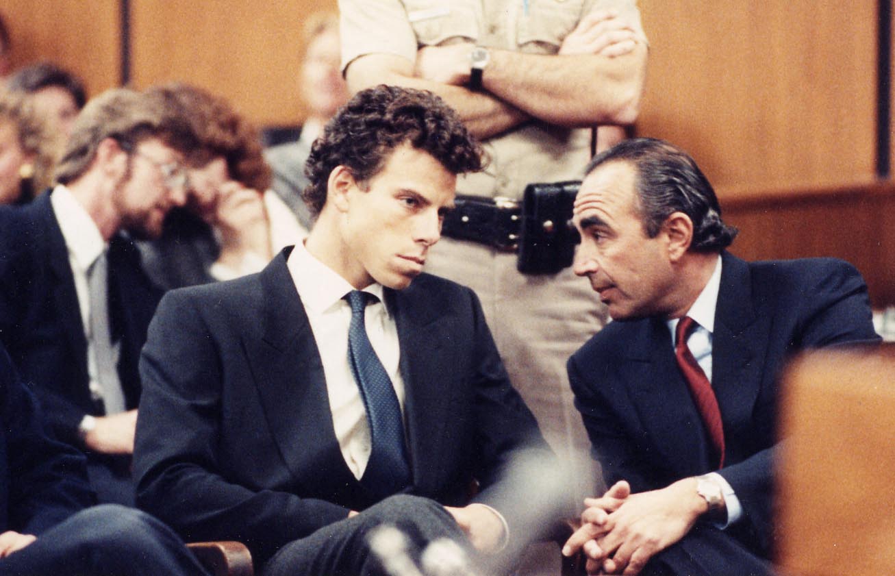 Erik Menendez in courtroom