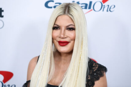 Tori Spelling at iHeartRadio 102.7 KIIS FM's Jingle Ball 2021