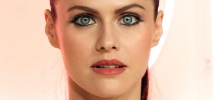 Alexandra Daddario close up