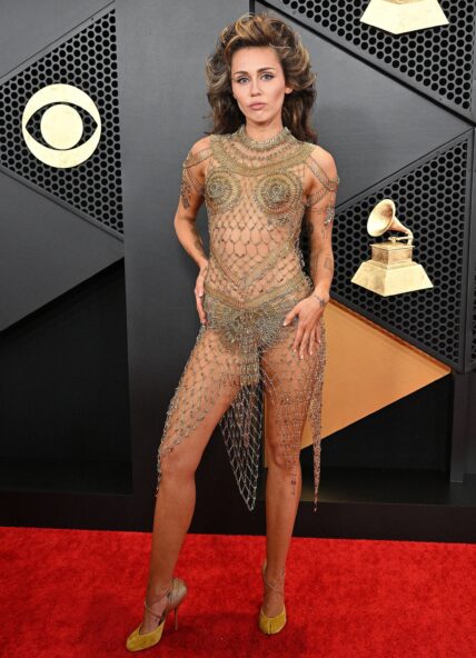 66th Annual Grammy Awards, Arrivals, Los Angeles. 04 Mar 2018 Pictured: Miley Cyrus. Photo credit: MEGA TheMegaAgency.com +1 888 505 6342 (Mega Agency TagID: MEGA1092215_018.jpg) [Photo via Mega Agency]