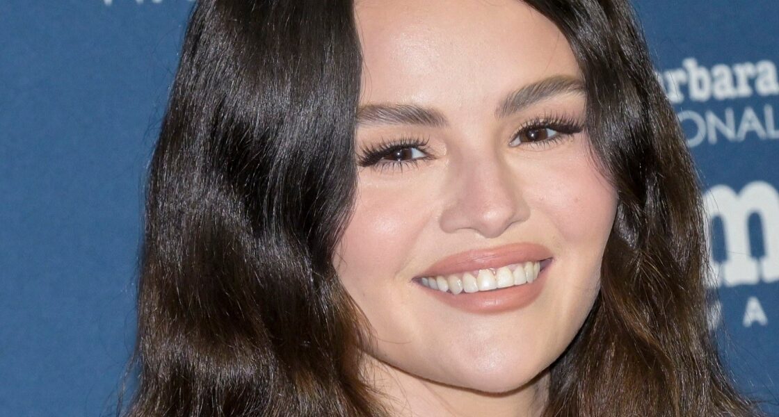 Selena Gomez close up