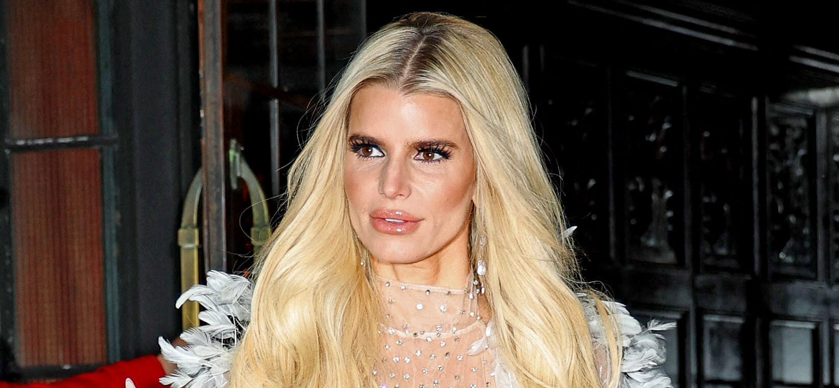 Jessica Simpson redefine ‘casa’ em mensagem aos fãs