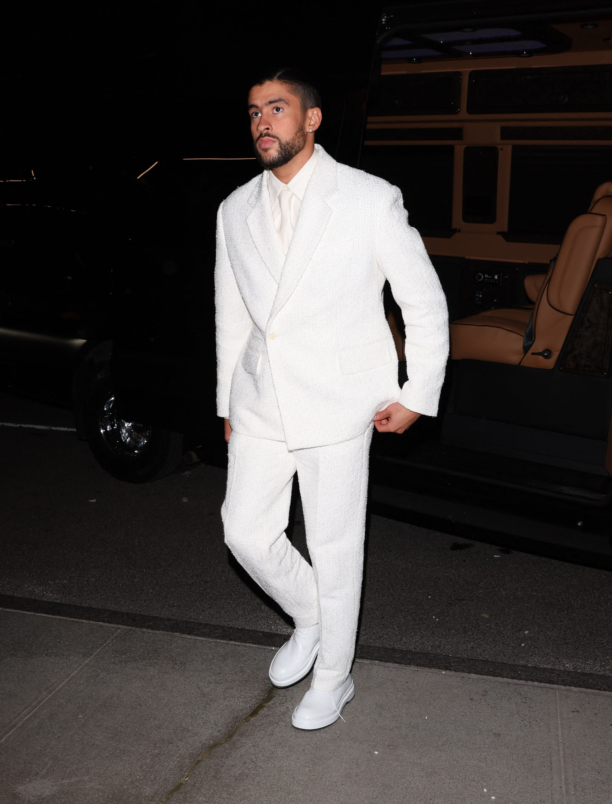 Bad Bunny arrives back to the New York City Hotel