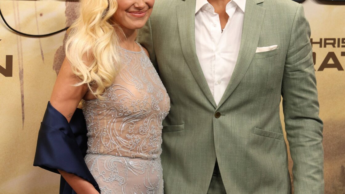 Millie Bobby Brown and Chris Pratt at European premiere of the film 'Estado Eléctrico'