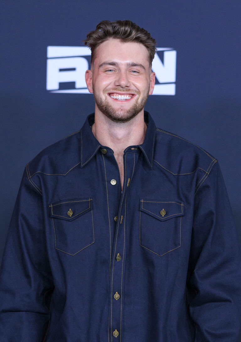 Harry Jowsey at the 32nd Annual Actor Awards