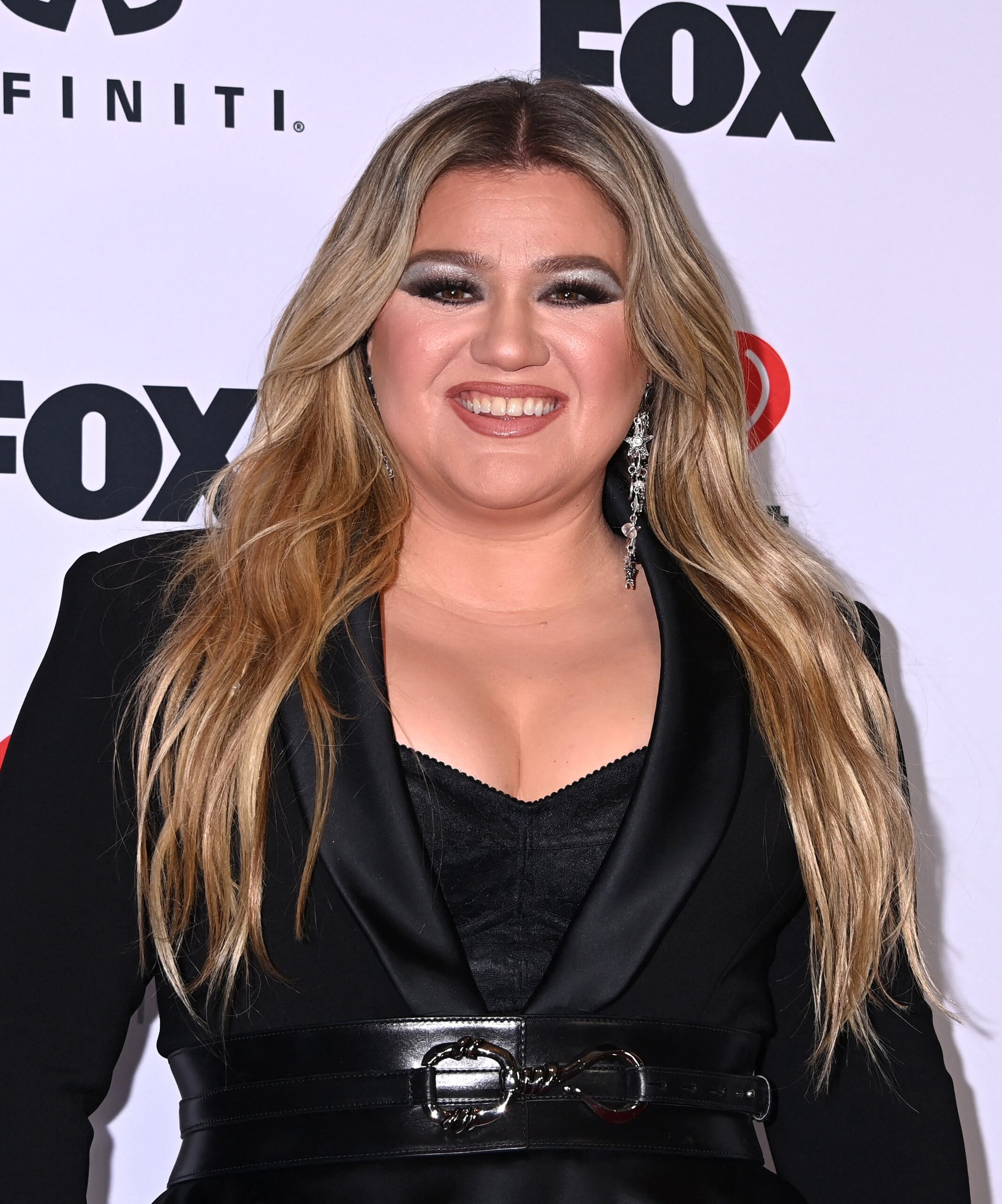 Kelly Clarkson at 2023 iHeartRadio Music Awards