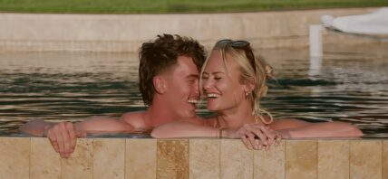 Danny and Ashley in pool on Temptation Island