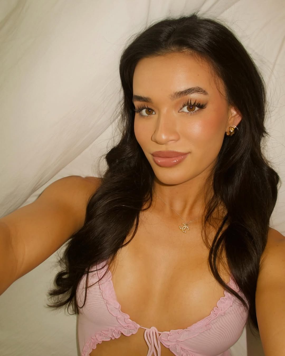 Natalie Cruz takes selfie
