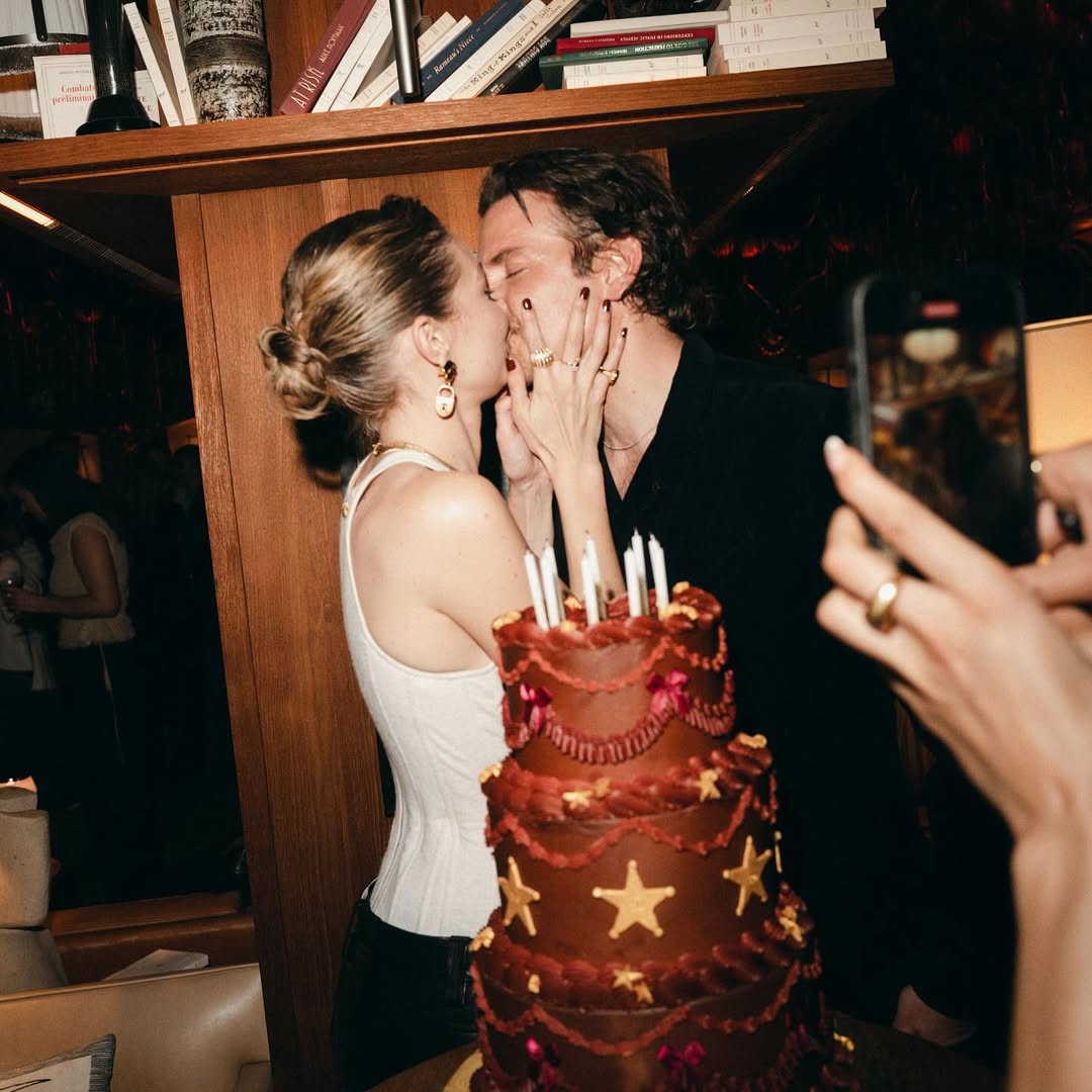 Gigi Hadid Kisses Bradley Cooper